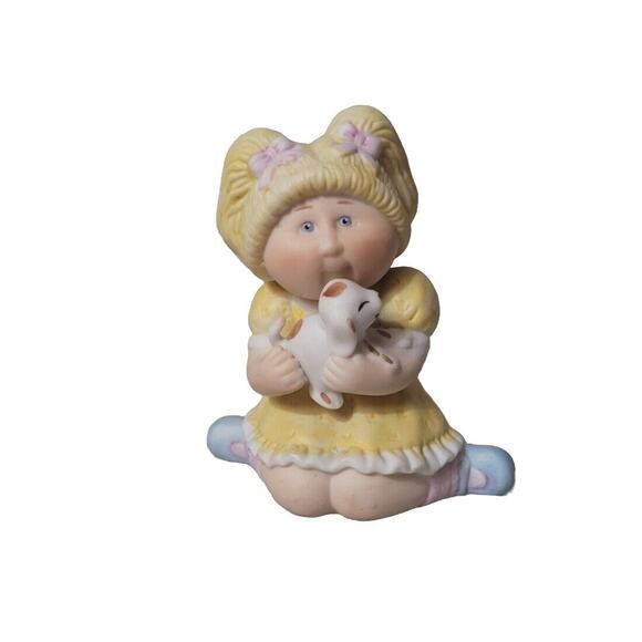 Vintage Cabbage Patch Kids Porcelain Girl Yellow Dress with Puppy Figurine 1985 - Picture 1 of 9